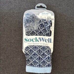 SockWell Women's Essential Comfort Medium Cushion in Sweet Pea NWT S/M